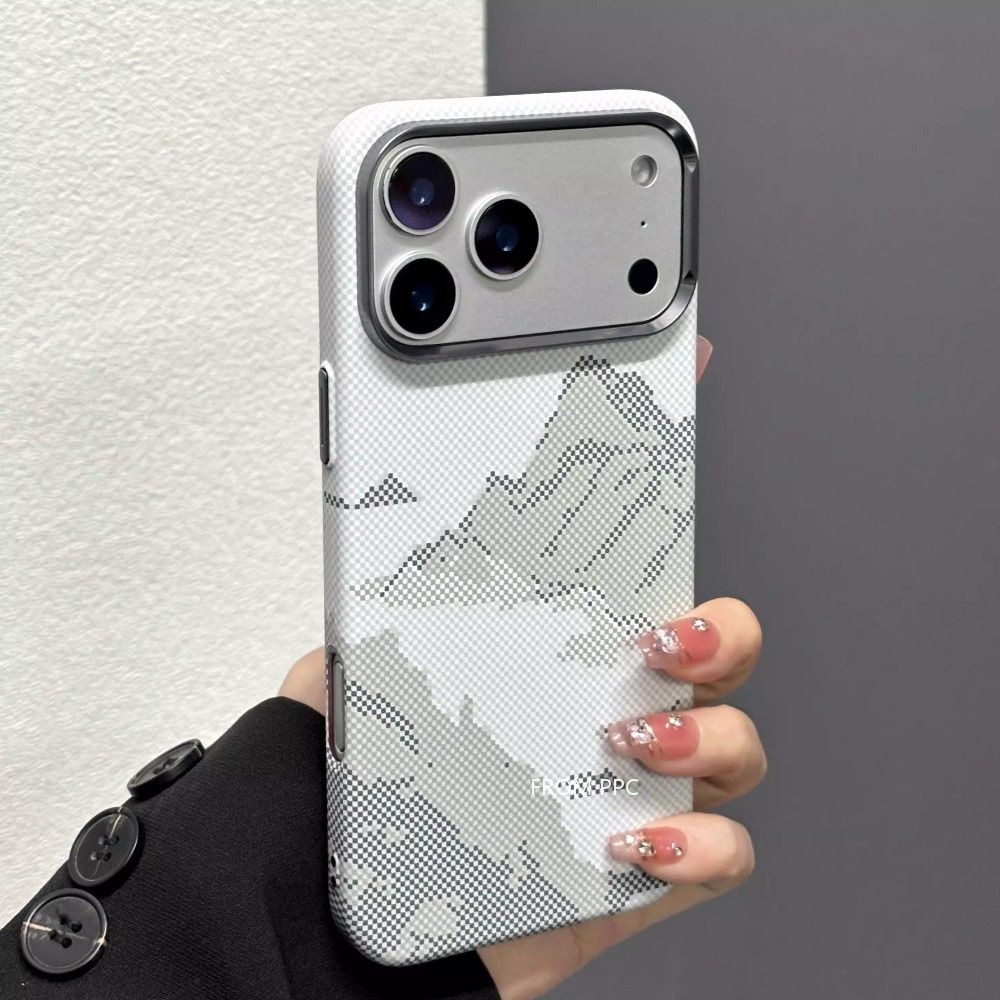 Camera Lens Protector - Custodia magnetica Snow Mountain per iPhone